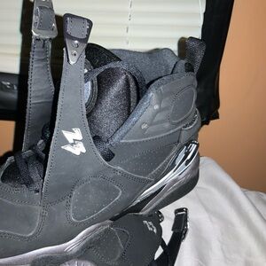 Jordan Big Boys Sneakers in Black and Gray. Very good condition.